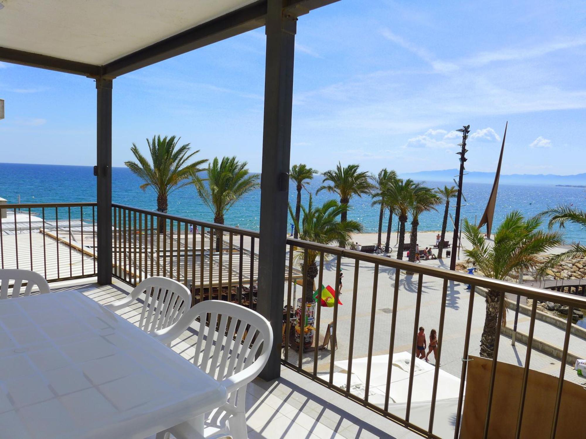 Rentalmar Family Acantilados Salou Kültér fotó